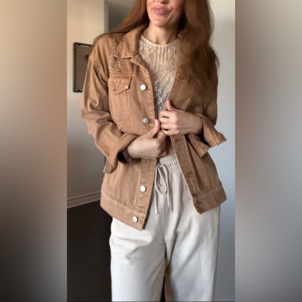 Distressed tan denim jacket - Picture 5 of 13